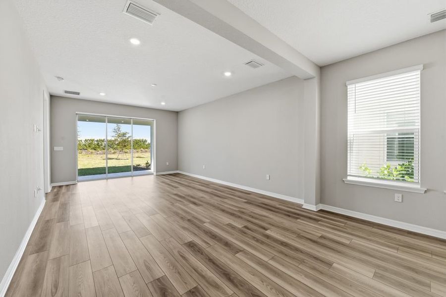 Spacious, unfurnished interior of a new home in Skye Ranch Community Group Page, Sarasota (Image 8).