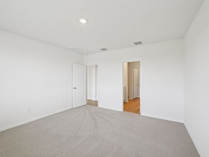 Spacious, unfurnished interior of a new home in Salt Meadows - Classic Series, Parrish (Image 6).