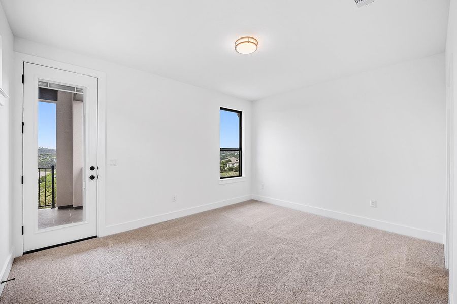 Spacious, unfurnished interior of a new home in The Hollows Sanctuary - 85', Jonestown (Image 20).