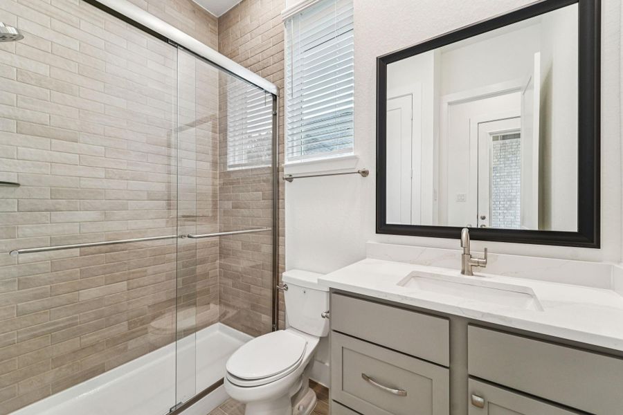 Furnished interior view inside a new home in Kresston, Montgomery (Image 12).