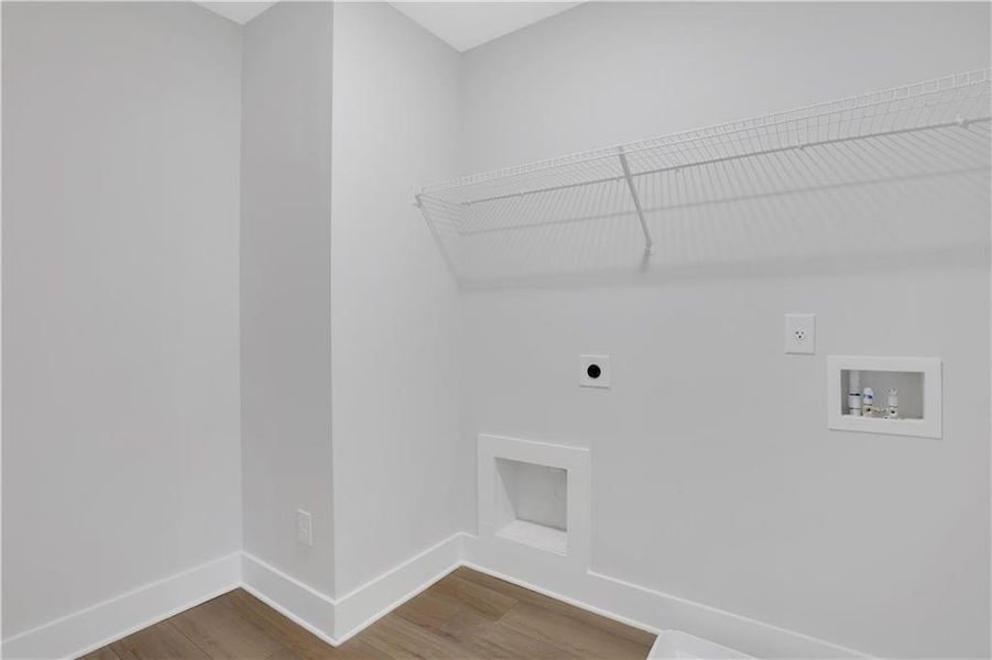 Spacious, unfurnished interior of a new home in , Dawsonville (Image 35).