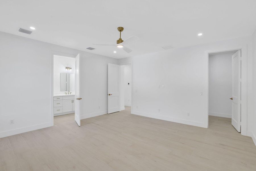 309 Claremont Lane - 52.jpg-SMALL 309 Claremont Lane - 52.jpg-SMALL