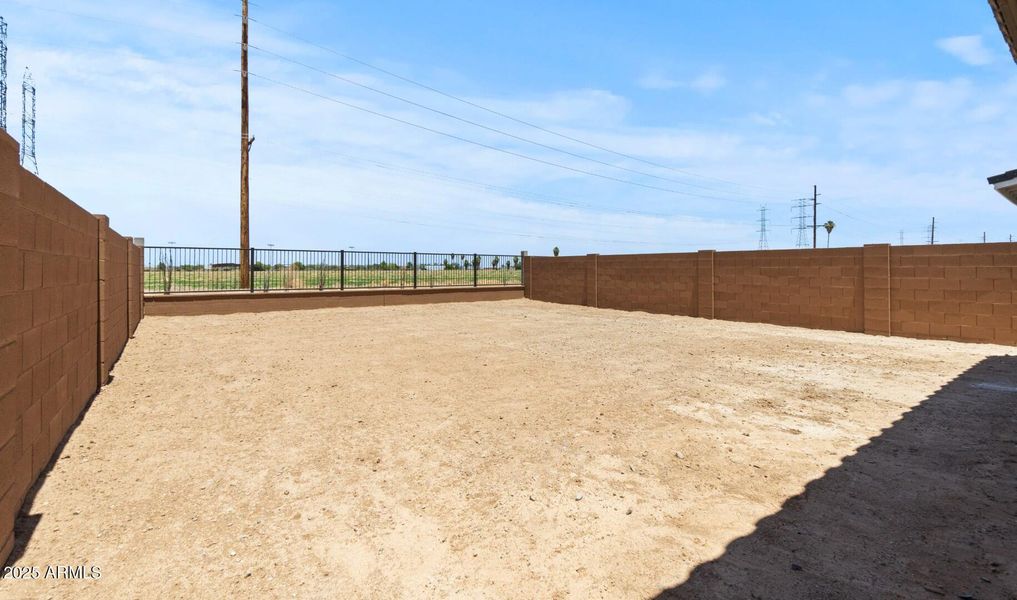 Manor Lot #48 Backyard (Large) Manor Lot #48 Backyard (Large)