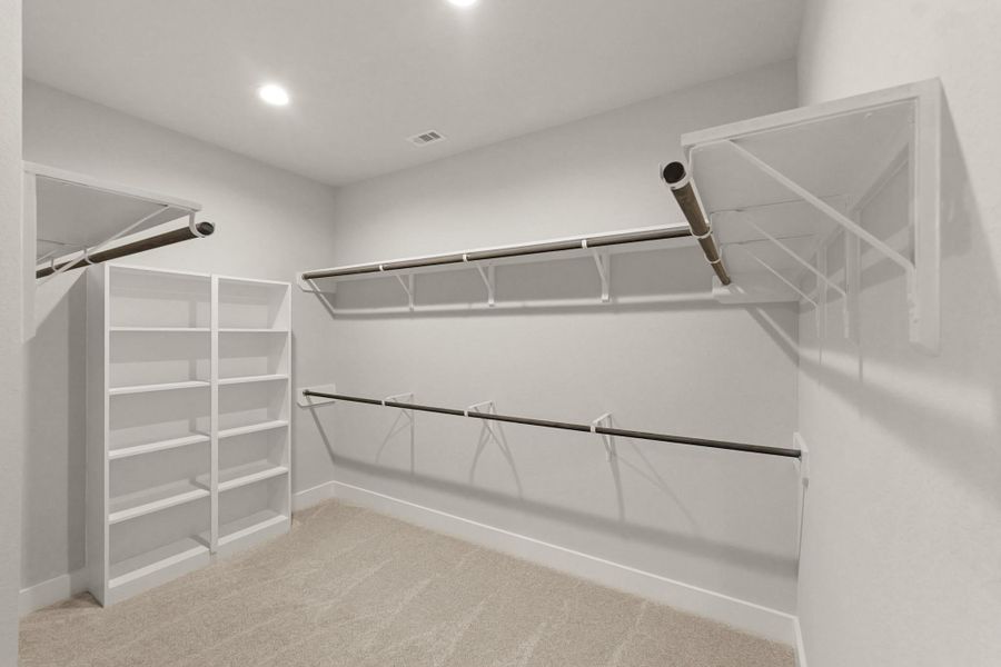 Image 39 of a home in Briarwood Crossing. Image 39 of a home in Briarwood Crossing.