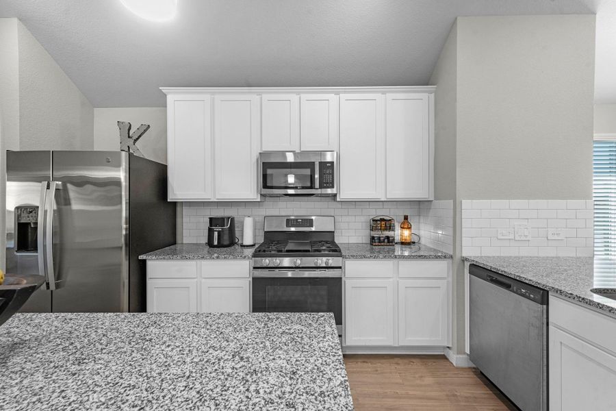 Furnished interior view inside a new home in Moran Ranch, Willis (Image 24).
