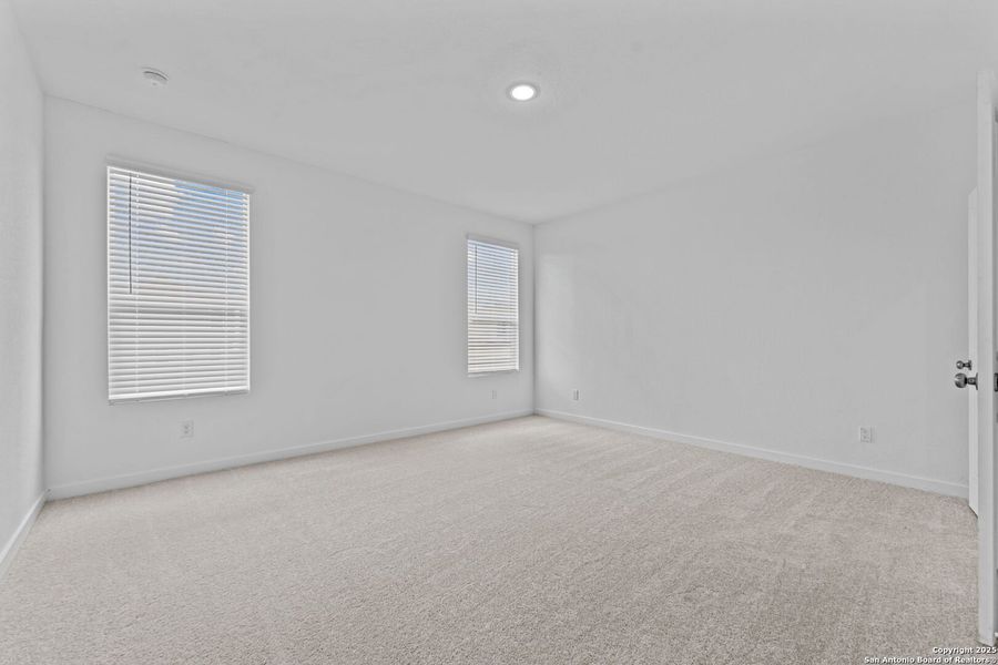 Spacious, unfurnished interior of a new home in Steelwood Trails: Coastline Collection, New Braunfels (Image 9). Spacious, unfurnished interior of a new home in Steelwood Trails: Coastline Collection, New Braunfels (Image 9).