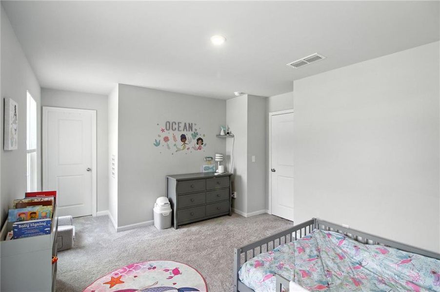 Furnished interior view inside a new home in , Dallas (Image 10).