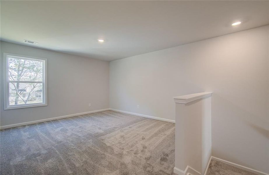 Spacious, unfurnished interior of a new home in Crofton Place Enclave, Snellville (Image 30).