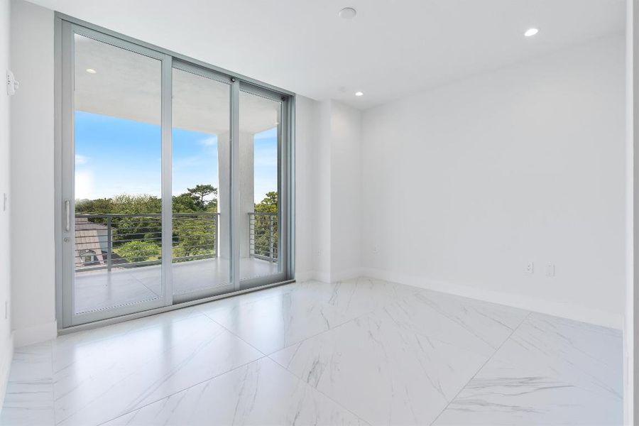 36-495 E Royal Palm Road #402-120 36-495 E Royal Palm Road #402-120