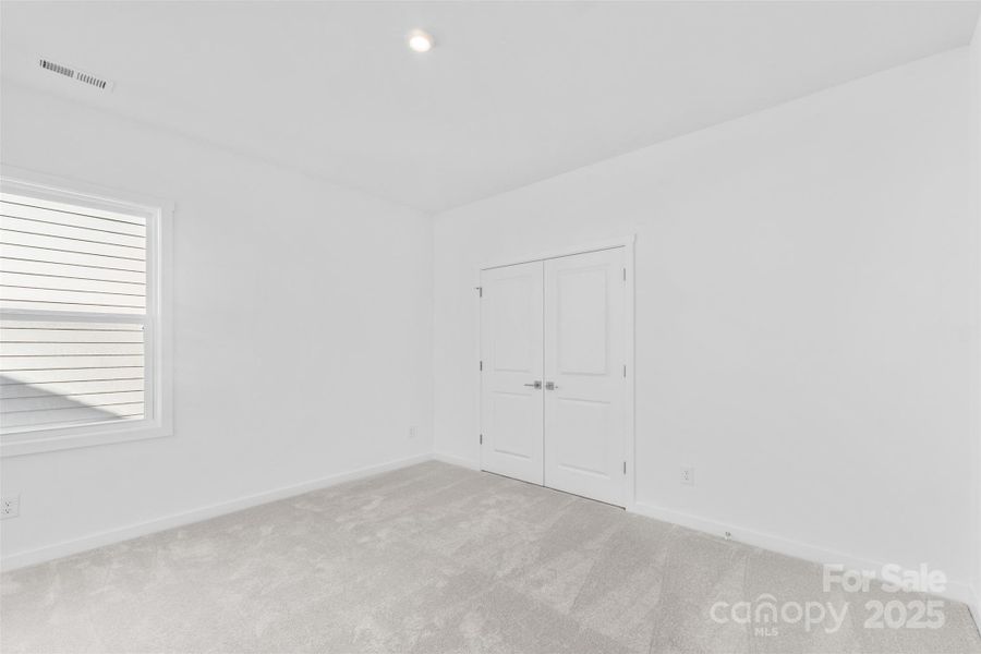Spacious, unfurnished interior of a new home in , Charlotte (Image 14).