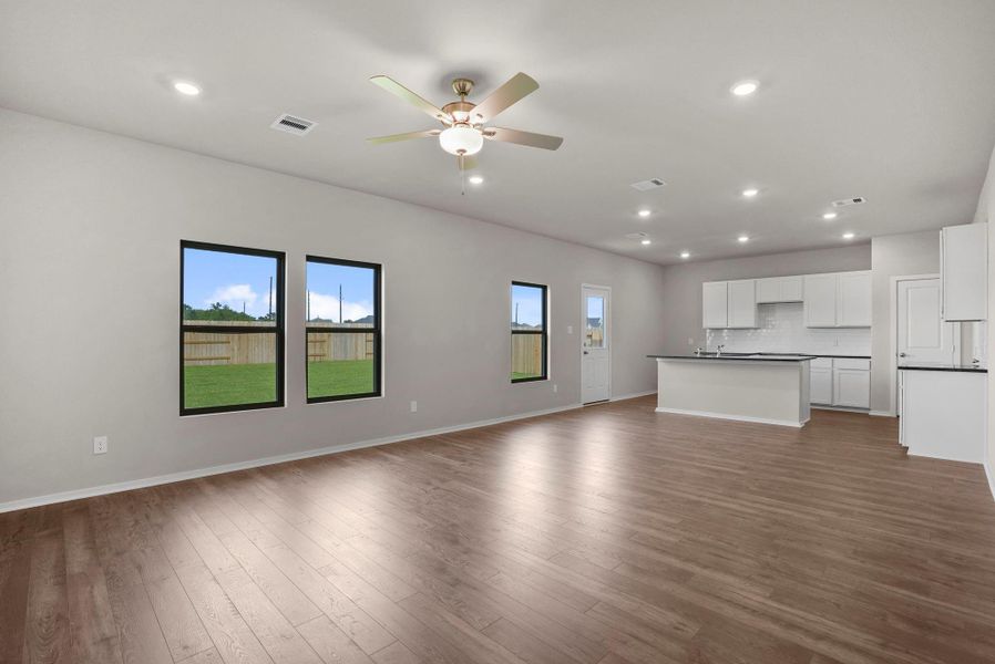 Spacious, unfurnished interior of a new home in Arabella on the Prairie, Richmond (Image 21).