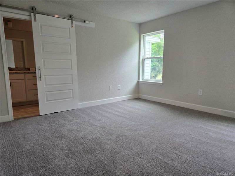 Spacious, unfurnished interior of a new home in Wyld Palms, Inverness (Image 12).