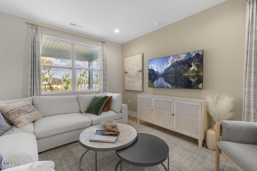 RDU_Stonebarrow_Glades_Lot10_GreatRoom1