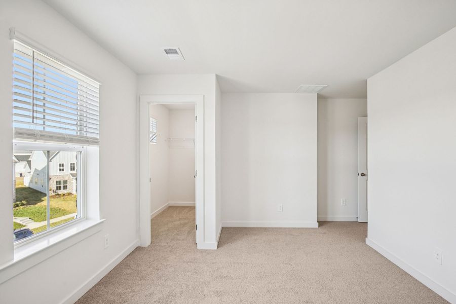 Spacious, unfurnished interior of a new home in Greystone - Highland Townhomes, Smyrna (Image 14).