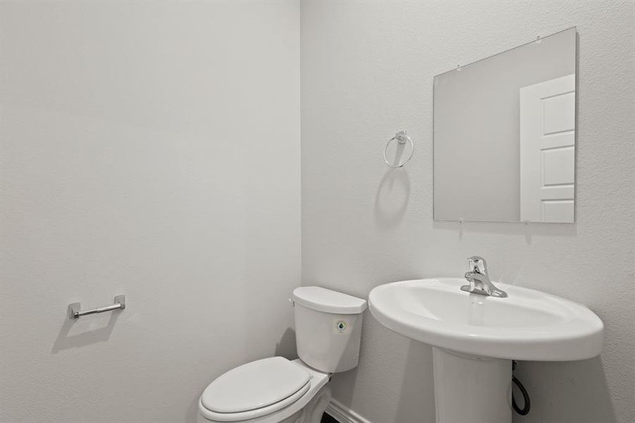 Furnished interior view inside a new home in Deer Creek, Fort Worth (Image 18).