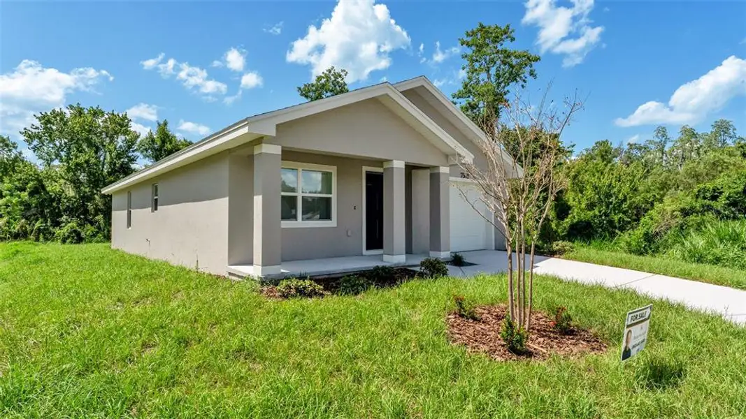 Exterior details and patio area of a home in , Lakeland (Image 3). Exterior details and patio area of a home in , Lakeland (Image 3).