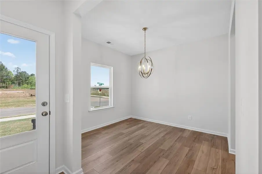 Spacious, unfurnished interior of a new home in Evergreen at Lakeside, Temple (Image 29).