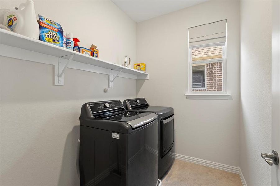 Furnished interior view inside a new home in Merritt Village, Rowlett (Image 14).