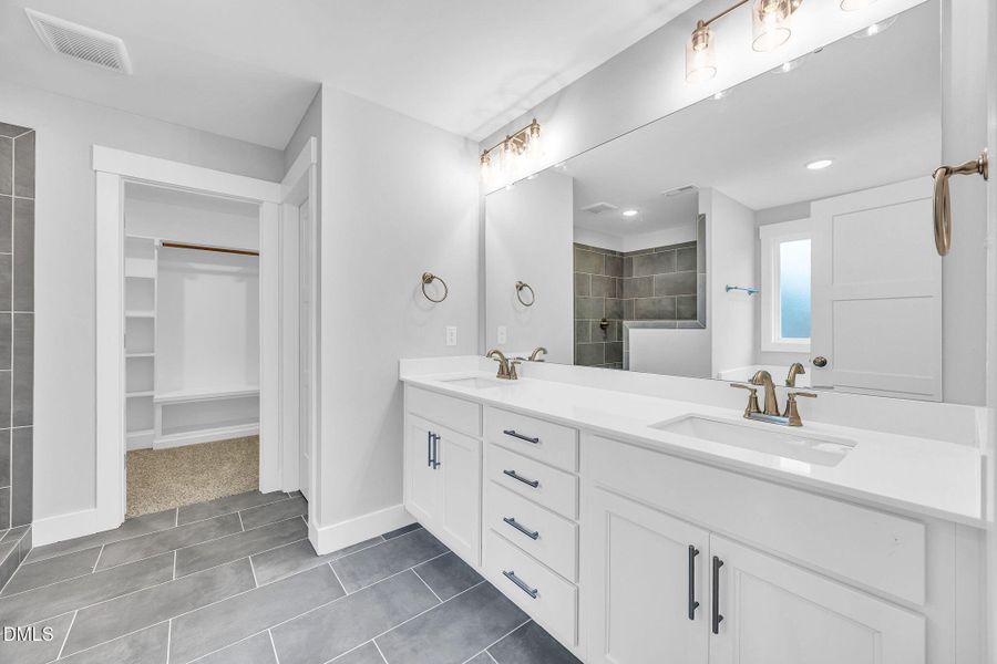 26-web-or-mls-9L1A4515 26-web-or-mls-9L1A4515