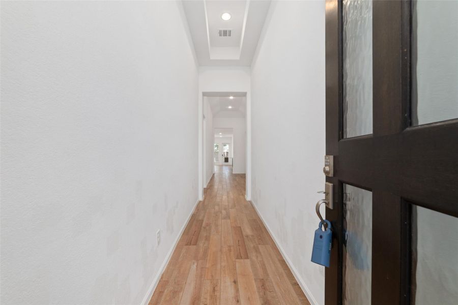 Spacious, unfurnished interior of a new home in , Fulshear (Image 19).