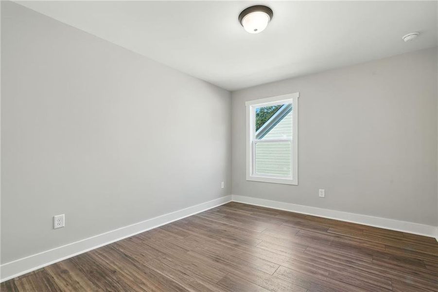 Spacious, unfurnished interior of a new home in , Emerson (Image 20).