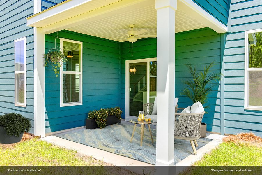 Exterior details and patio area of a home in Windsor Forest, Anderson (Image 2).