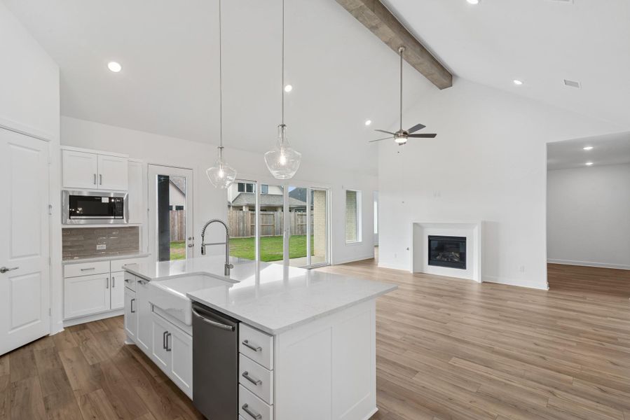 Furnished interior view inside a new home in Jordan Ranch 70' Homesites, Fulshear (Image 12).