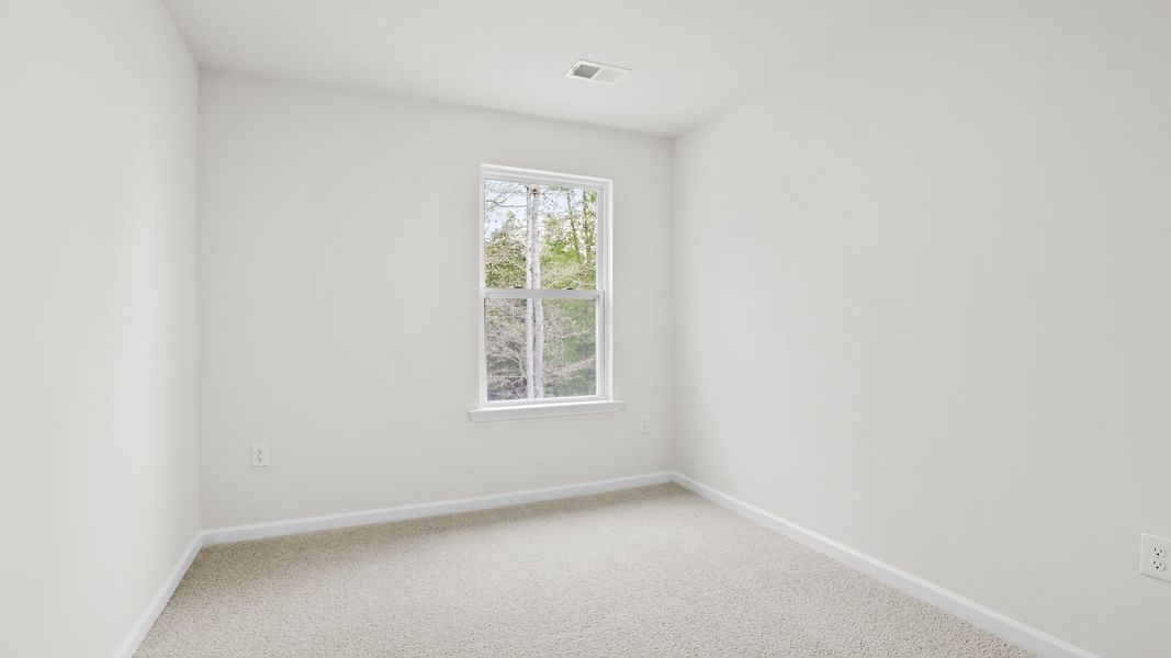 Spacious, unfurnished interior of a new home in Chestnut Ridge Townhomes, Greenville (Image 22).