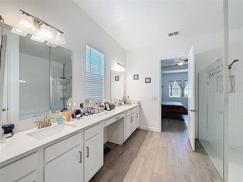 Furnished interior view inside a new home in Southshore Bay: The Estates, Wimauma (Image 30). Furnished interior view inside a new home in Southshore Bay: The Estates, Wimauma (Image 30).