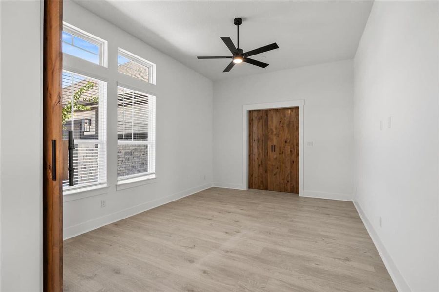 Spacious, unfurnished interior of a new home in Sweetwater, Austin (Image 26).
