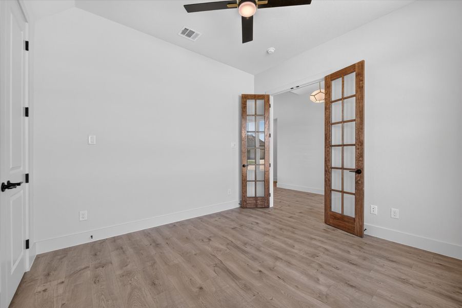 Spacious, unfurnished interior of a new home in Paloma Ranches, Justin (Image 19). Spacious, unfurnished interior of a new home in Paloma Ranches, Justin (Image 19).
