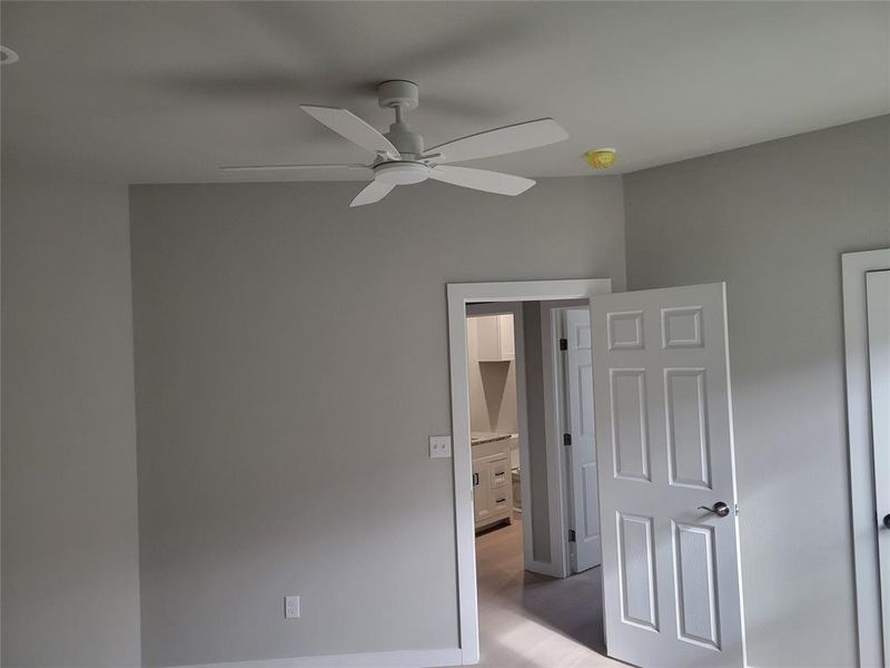 Spacious, unfurnished interior of a new home in , Brownwood (Image 13).