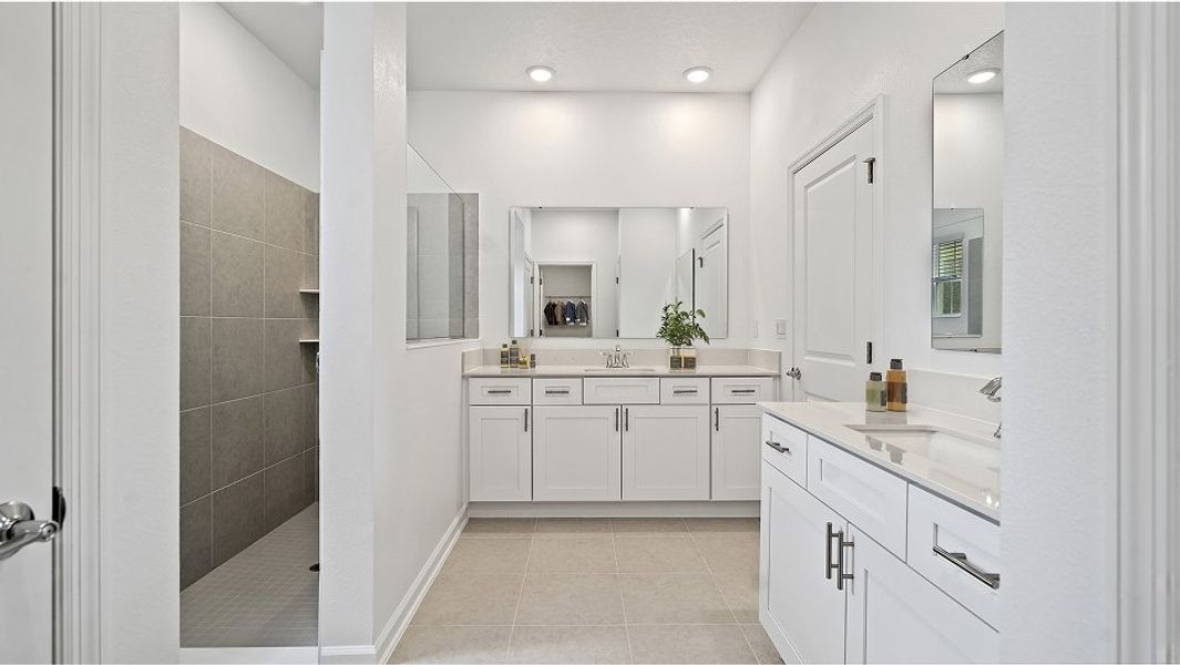 2964 Weston Owners Bath F1 4 18 25