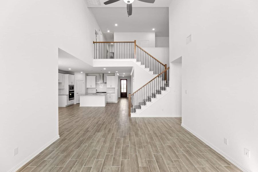Representative unfurnished interior of a home built from the Salado by UnionMain Homes in Legacy Hills, Celina (Image 50).