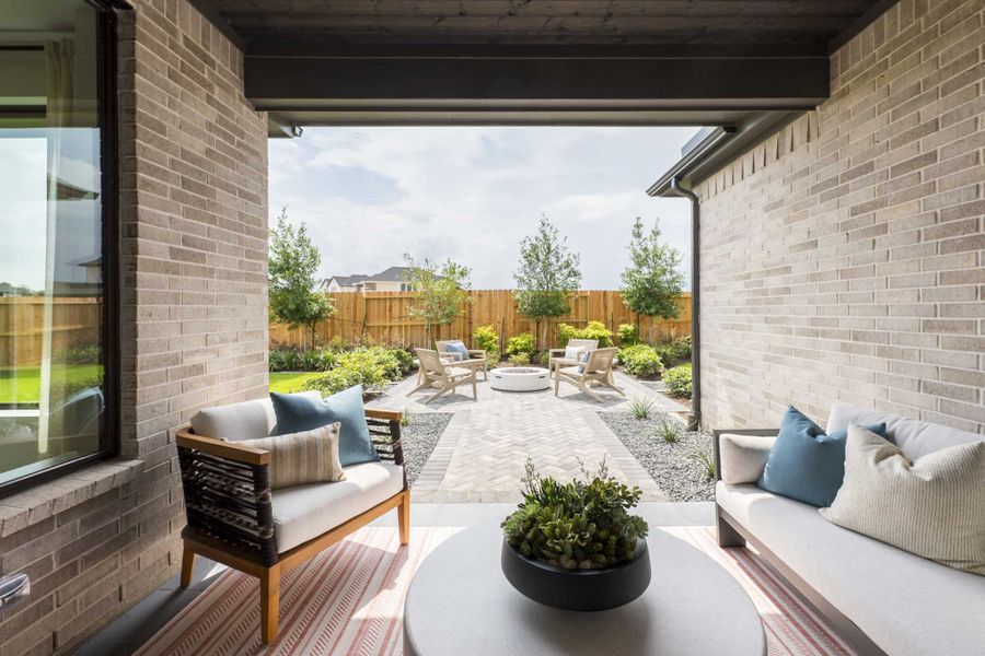 Representative furnished interior of a home built from the Goldeneye by Tri Pointe Homes in Tompkins Reserve, Katy (Image 42). Representative furnished interior of a home built from the Goldeneye by Tri Pointe Homes in Tompkins Reserve, Katy (Image 42).