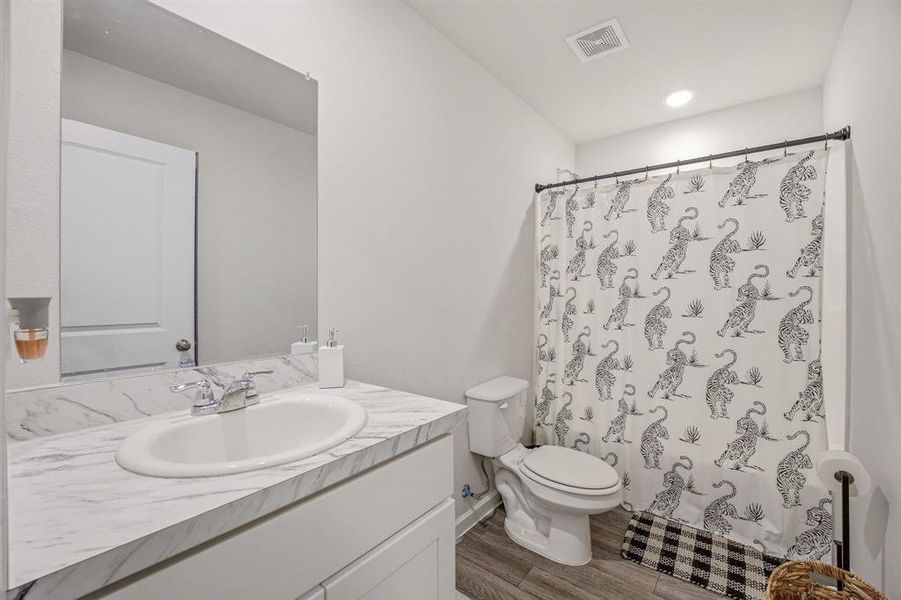 Furnished interior view inside a new home in Tolar Oaks, Tolar (Image 19).