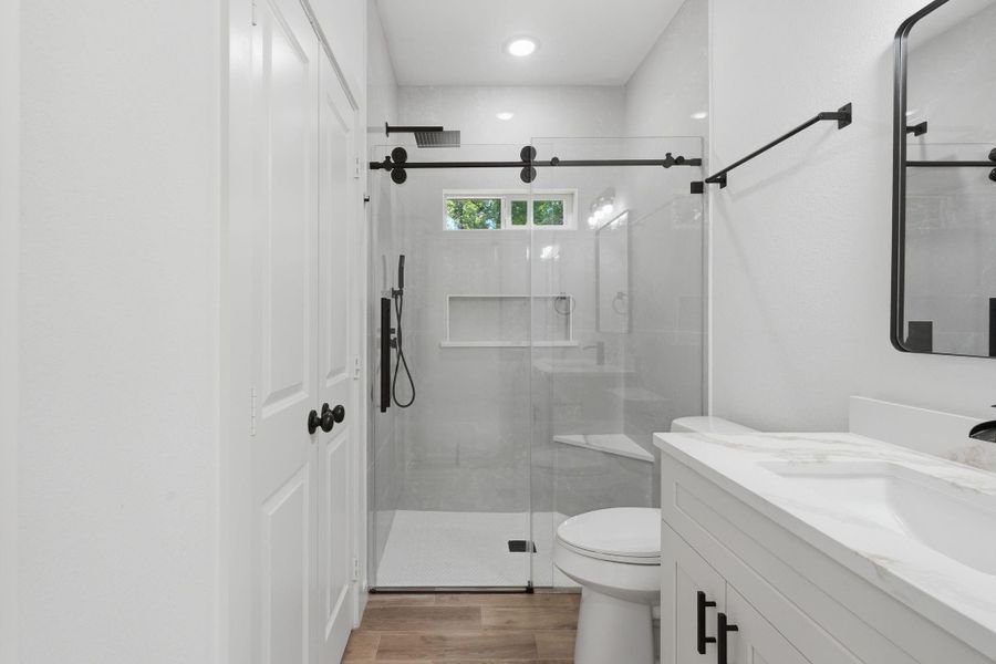 Furnished interior view inside a new home in , Willis (Image 6).