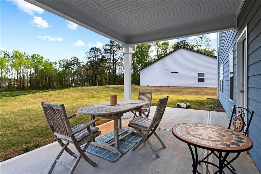 Exterior details and patio area of a home in Garrett Preserve, Hiram (Image 3).