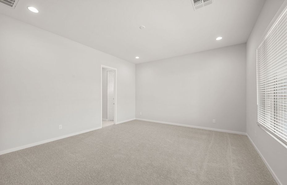Spacious, unfurnished interior of a new home in Regent Hills - Meadow Series, Buckeye (Image 17). Spacious, unfurnished interior of a new home in Regent Hills - Meadow Series, Buckeye (Image 17).