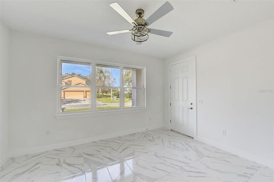 Spacious, unfurnished interior of a new home in , Apopka (Image 37).