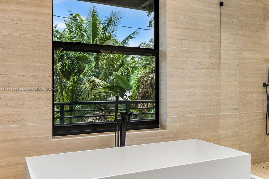 Furnished interior view inside a new home in , Fort Lauderdale (Image 11).