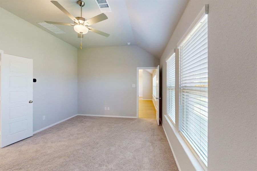 Spacious, unfurnished interior of a new home in The Preserve, Justin (Image 30). Spacious, unfurnished interior of a new home in The Preserve, Justin (Image 30).