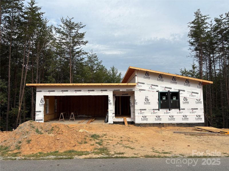 Image 19 of a home in . Image 19 of a home in .