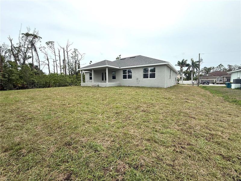 Image 17 of a home in South Gulf Cove. Image 17 of a home in South Gulf Cove.