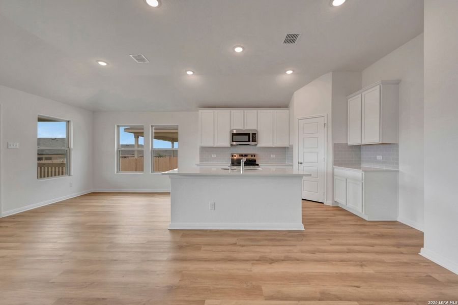 Image 35 of a home in Greenspoint Heights.