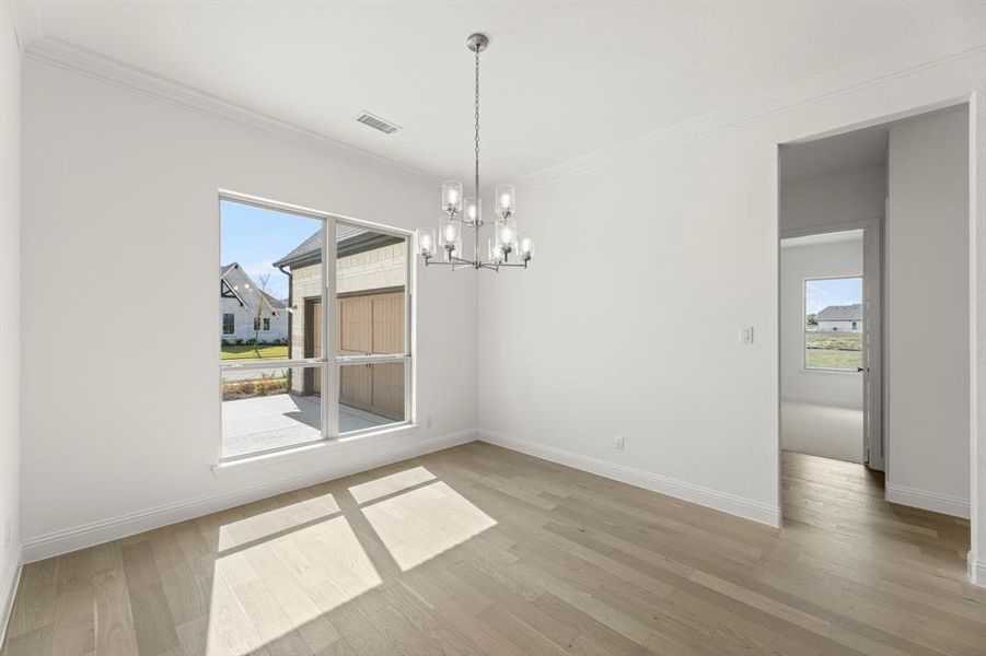 04. 2114 Clairmont - Dining 04. 2114 Clairmont - Dining