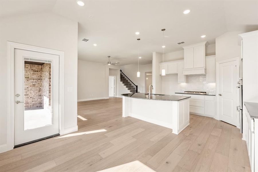 Furnished interior view inside a new home in Triple Diamond Ranch, Mansfield (Image 9).