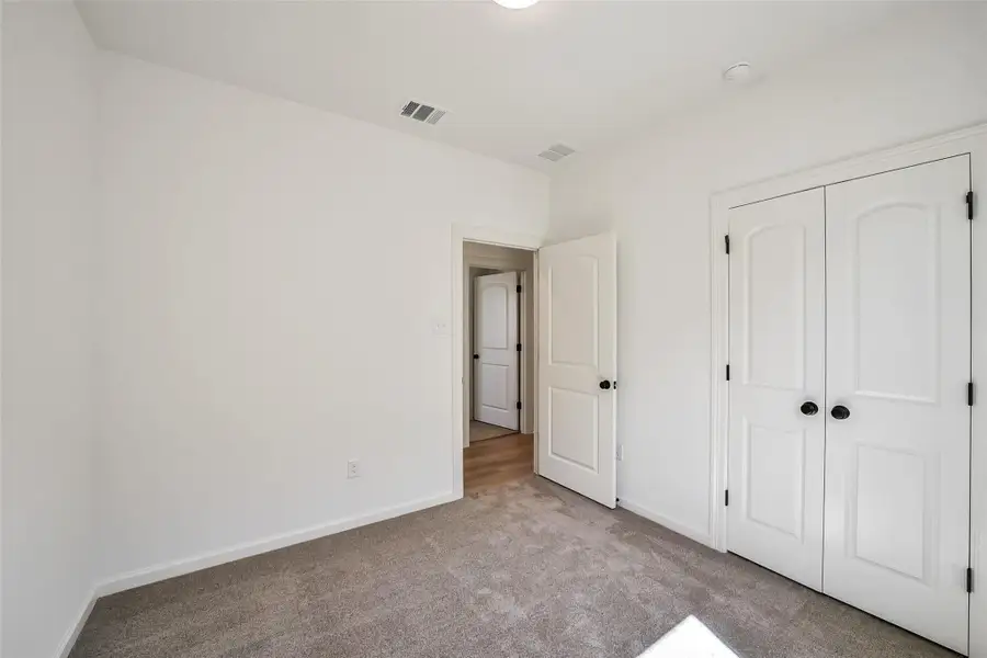 Spacious, unfurnished interior of a new home in Mostyn Springs, Magnolia (Image 11). Spacious, unfurnished interior of a new home in Mostyn Springs, Magnolia (Image 11).