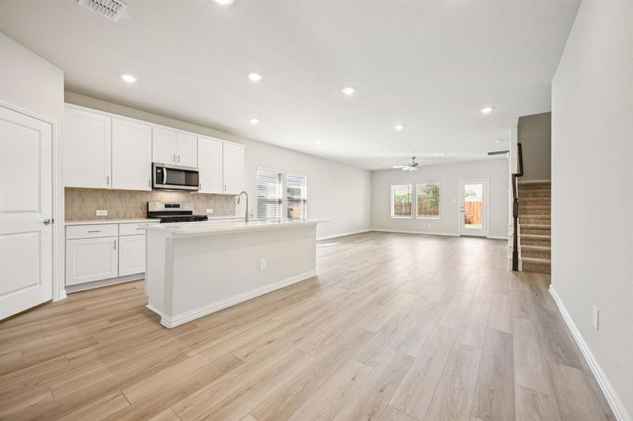 Photo is not of the actual home, but is an inspirational photo of builder’s model home and may depict options, furnishings, and/or decorator features that are not included.