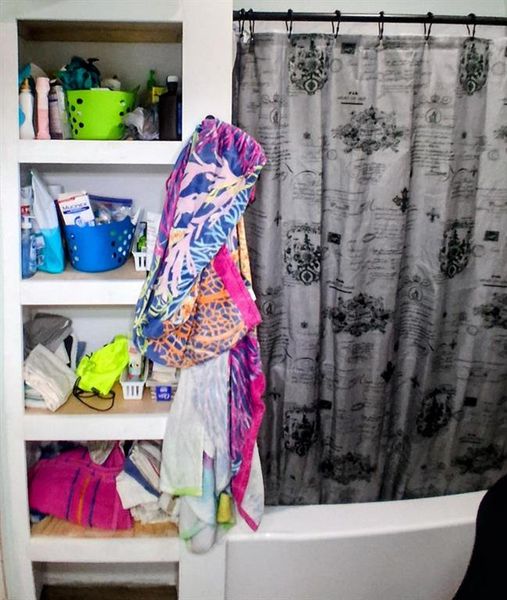 Image 32 of a home in . Image 32 of a home in .